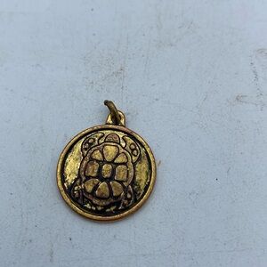 Charmazing turtle Shoe necklace bracelet Charm Pendant goldtone 1”
